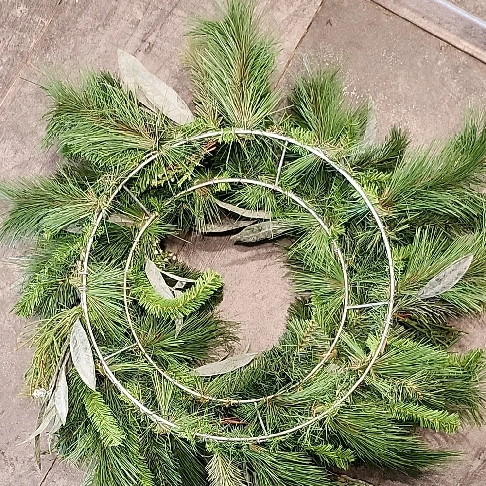 Elegant Green Holiday Wreath